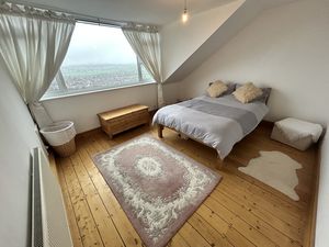 Photo 19- click for photo gallery